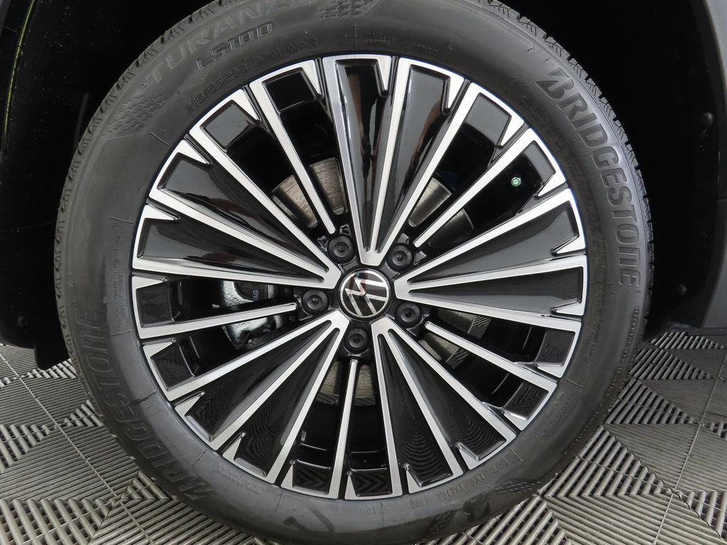 Thumbnail: 2026 Volkswagen Taos - 30