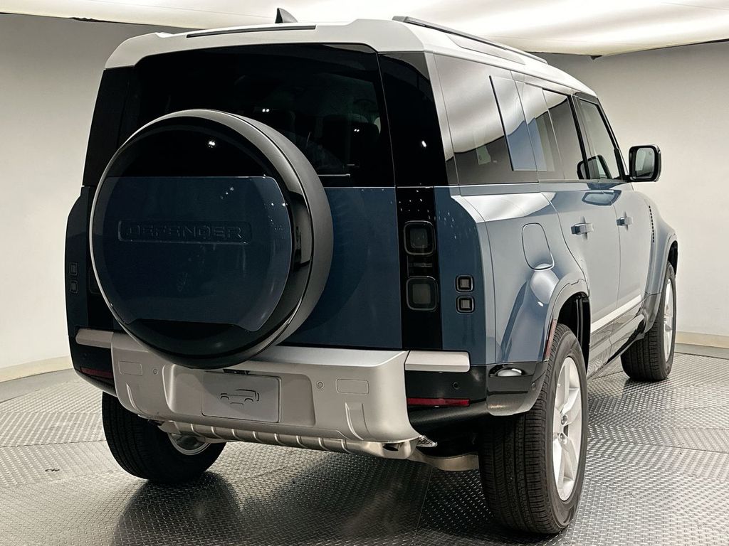 Thumbnail: 2026 Land Rover Defender - 3