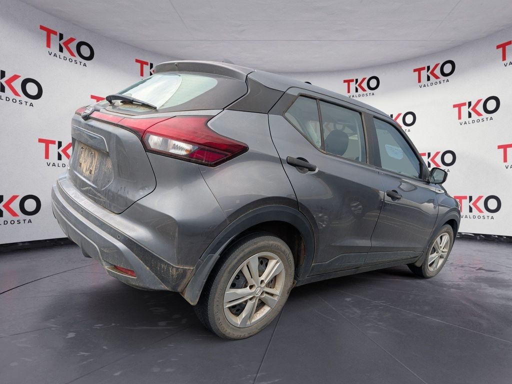 Used 2024 Nissan Kicks SUV