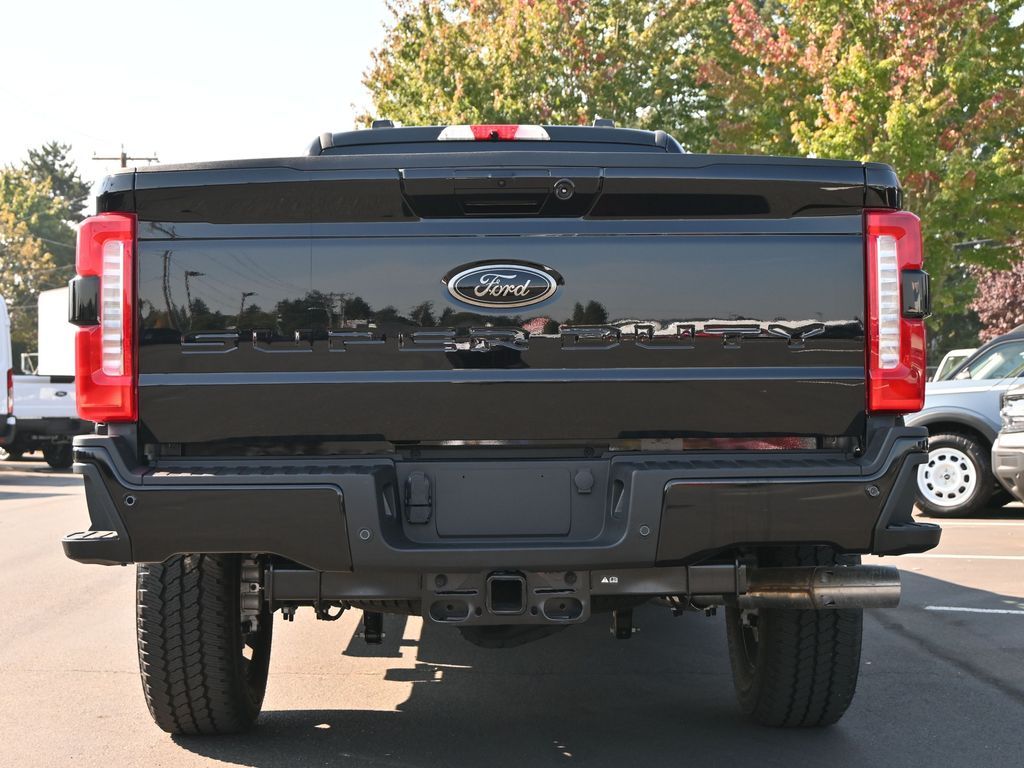 2026 Ford F-350 XLT photo 6