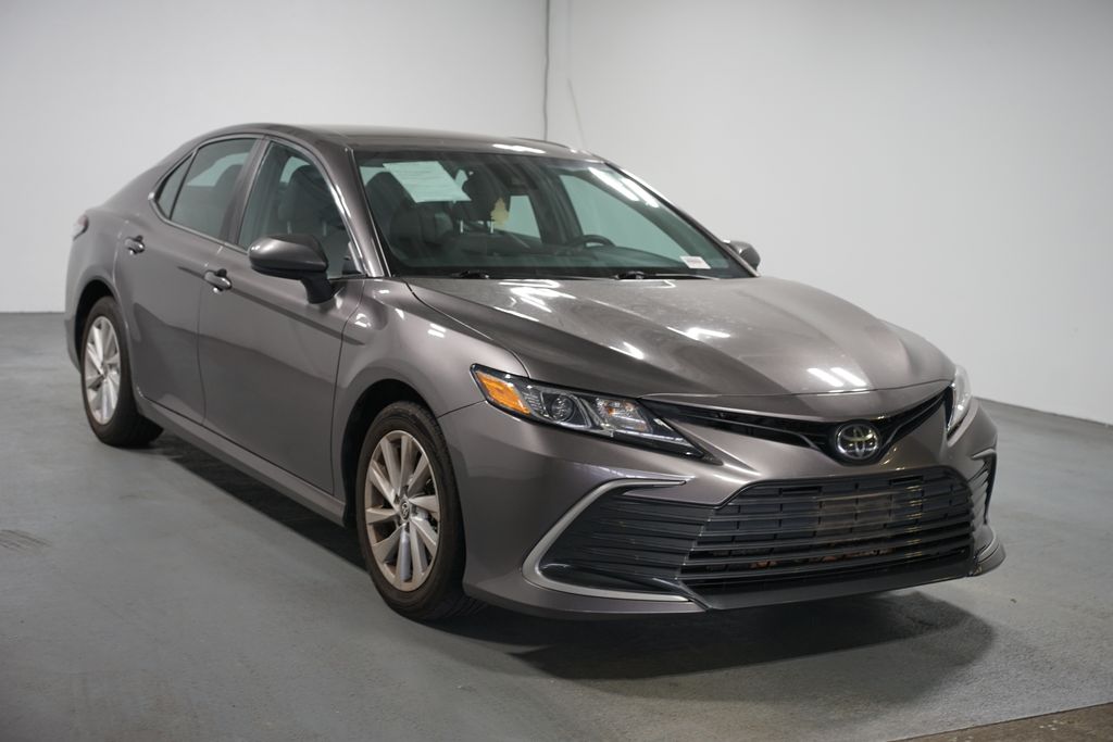 Thumbnail: 2023 Toyota Camry - 3