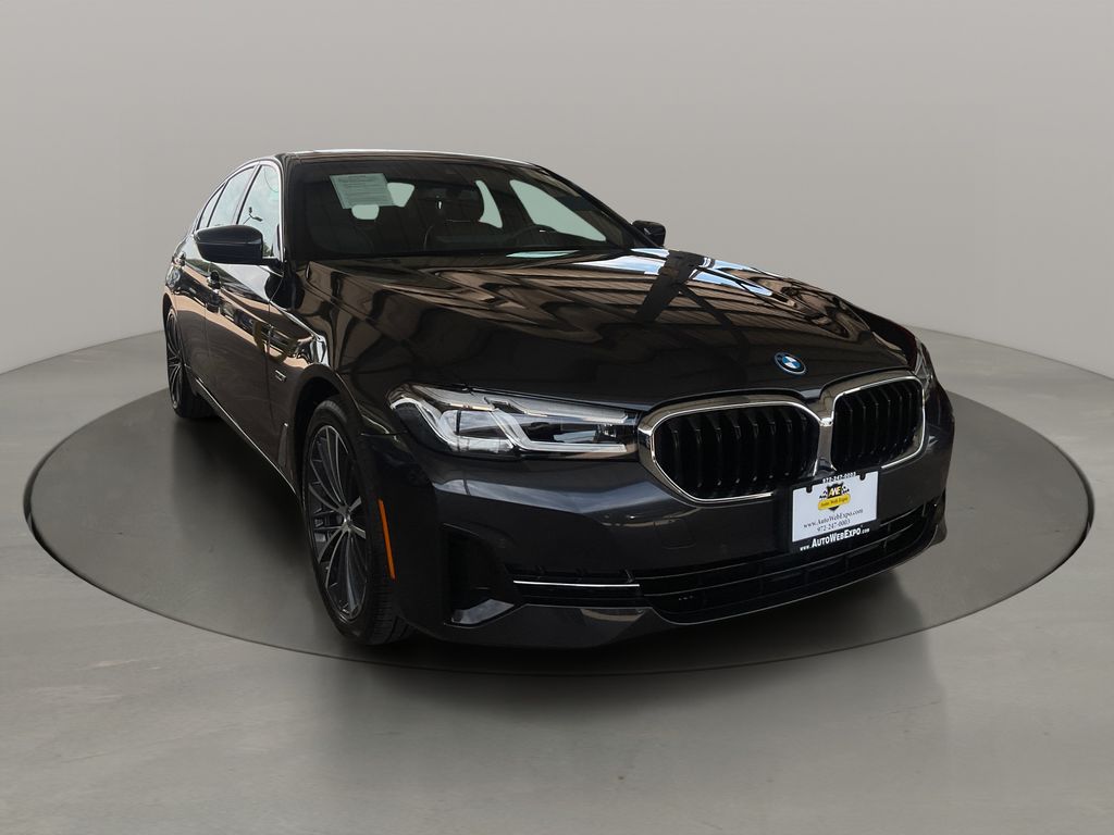 Gray (Dark Graphite Metallic) 2023 BMW 5 Series Sedan Rear-Wheel Drive 8-Speed Automatic