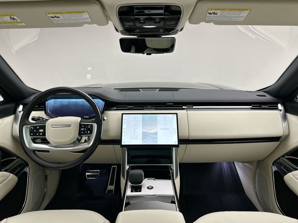 Thumbnail: 2026 Land Rover Range Rover - 8