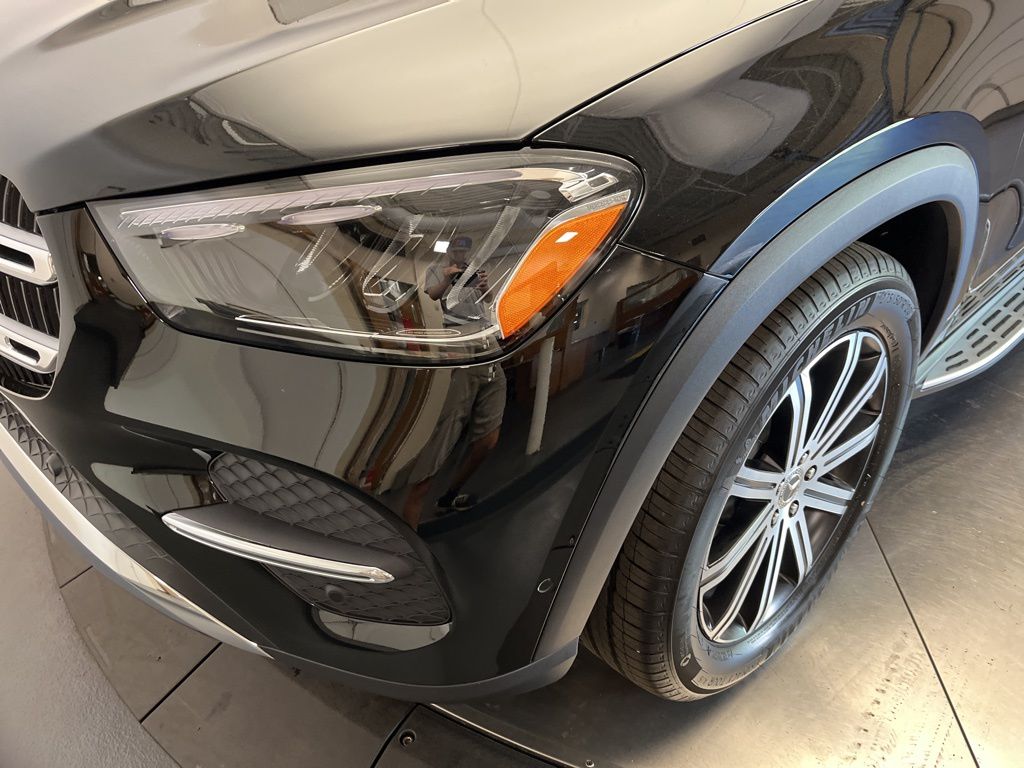 Thumbnail: 2026 Mercedes-Benz GLE - 9