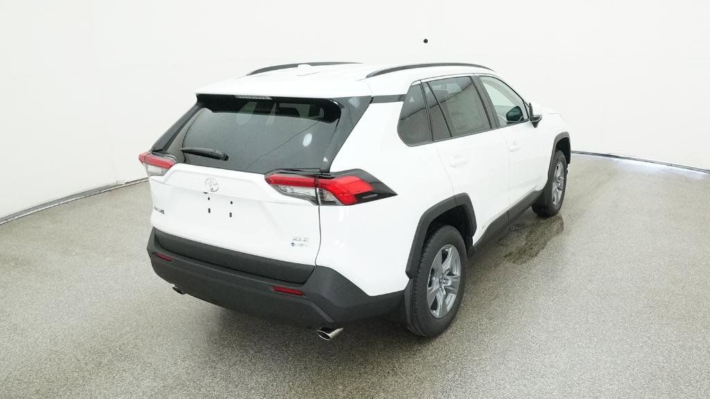 Thumbnail: 2025 Toyota RAV4 - 25