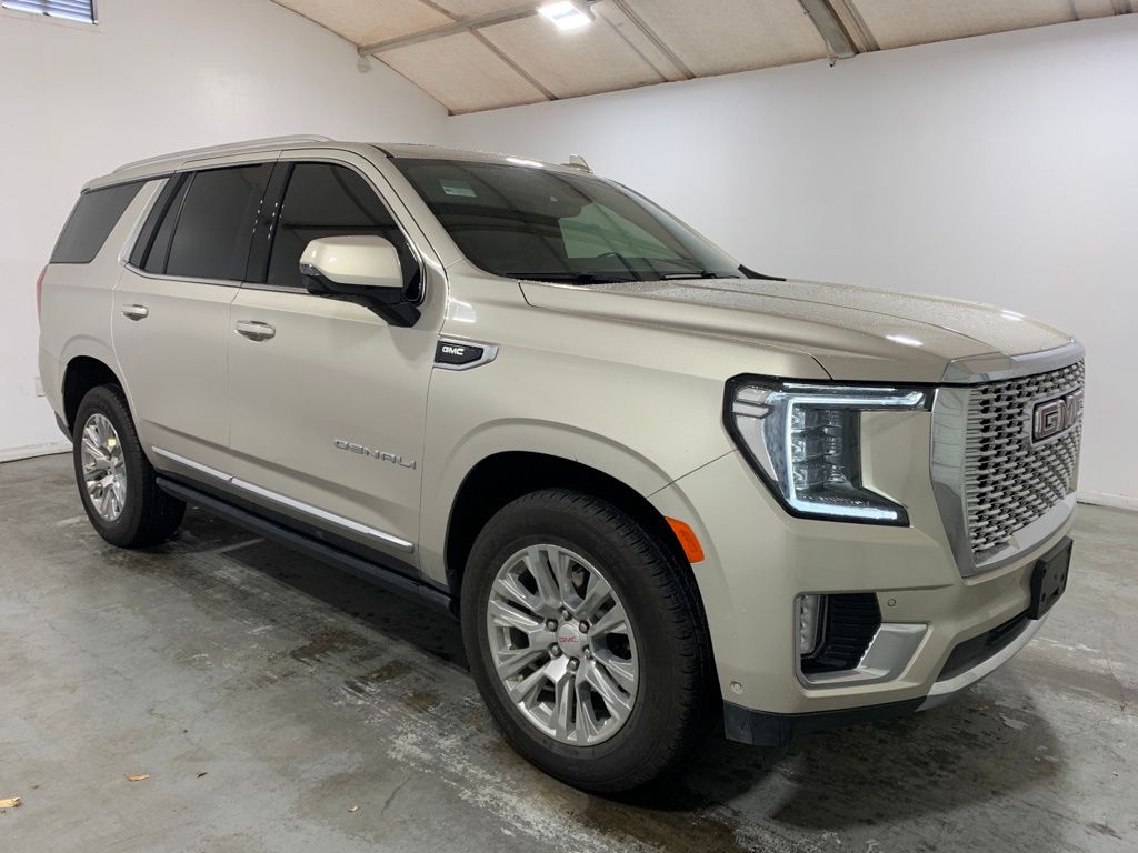 2023 GMC Yukon Denali 3