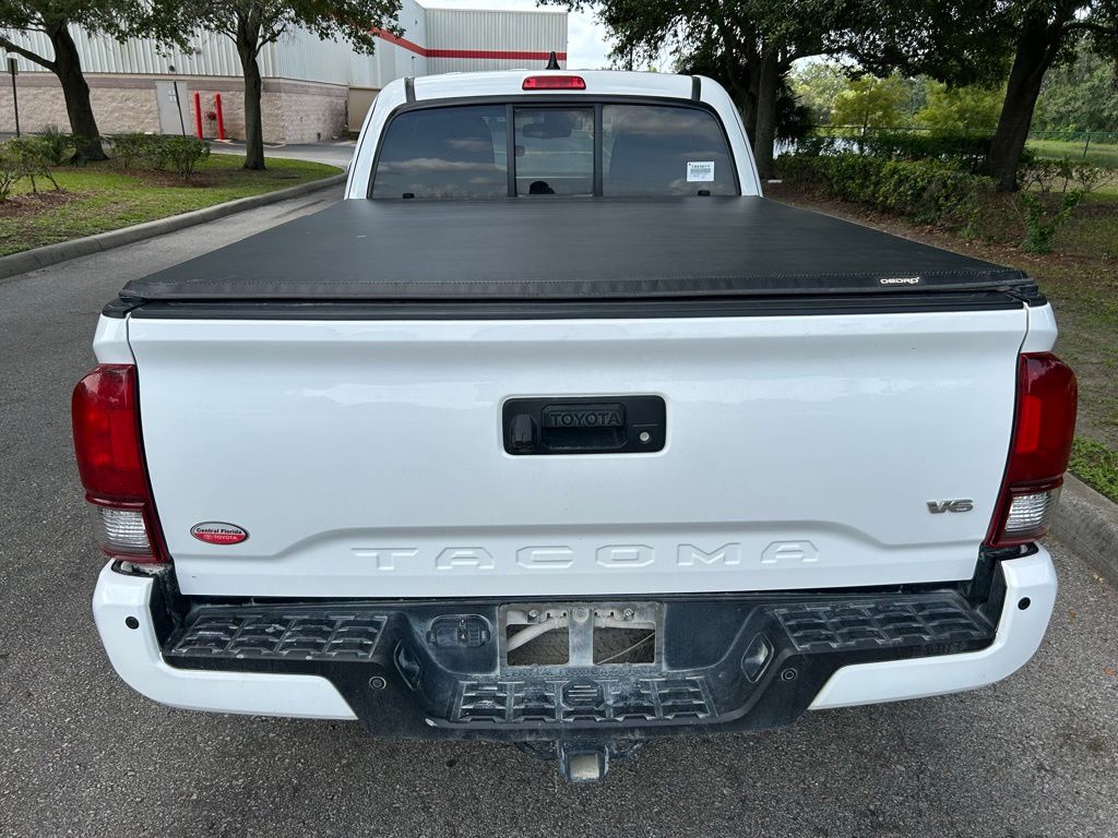 2022 Toyota Tacoma SR5 4
