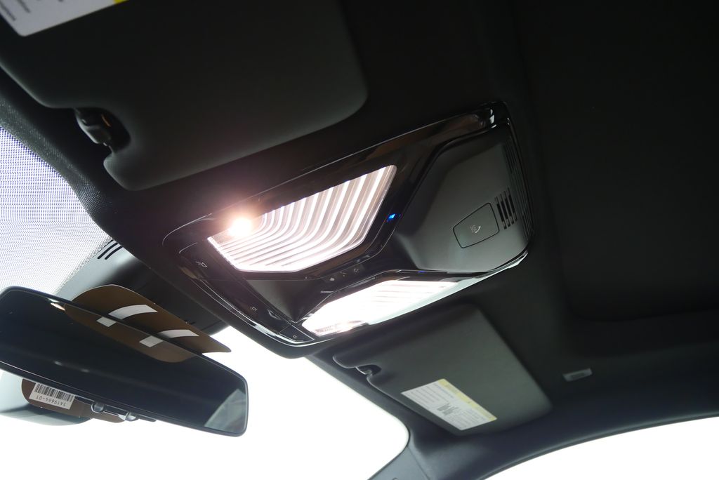 2025 BMW i4 eDrive40 21