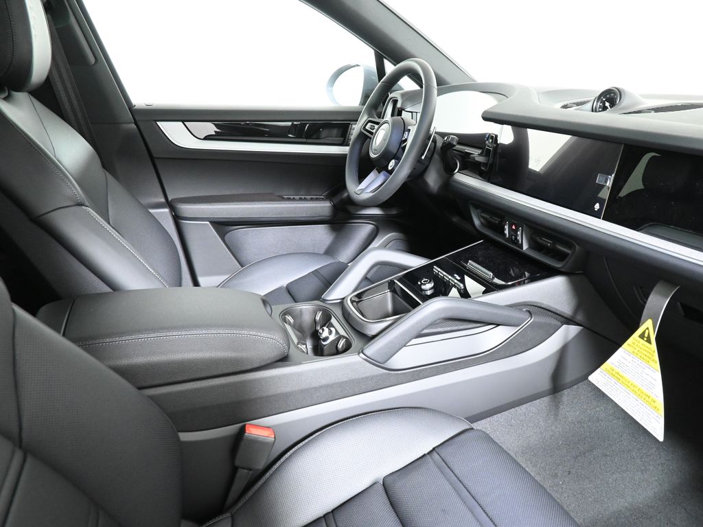 2025 Porsche   30