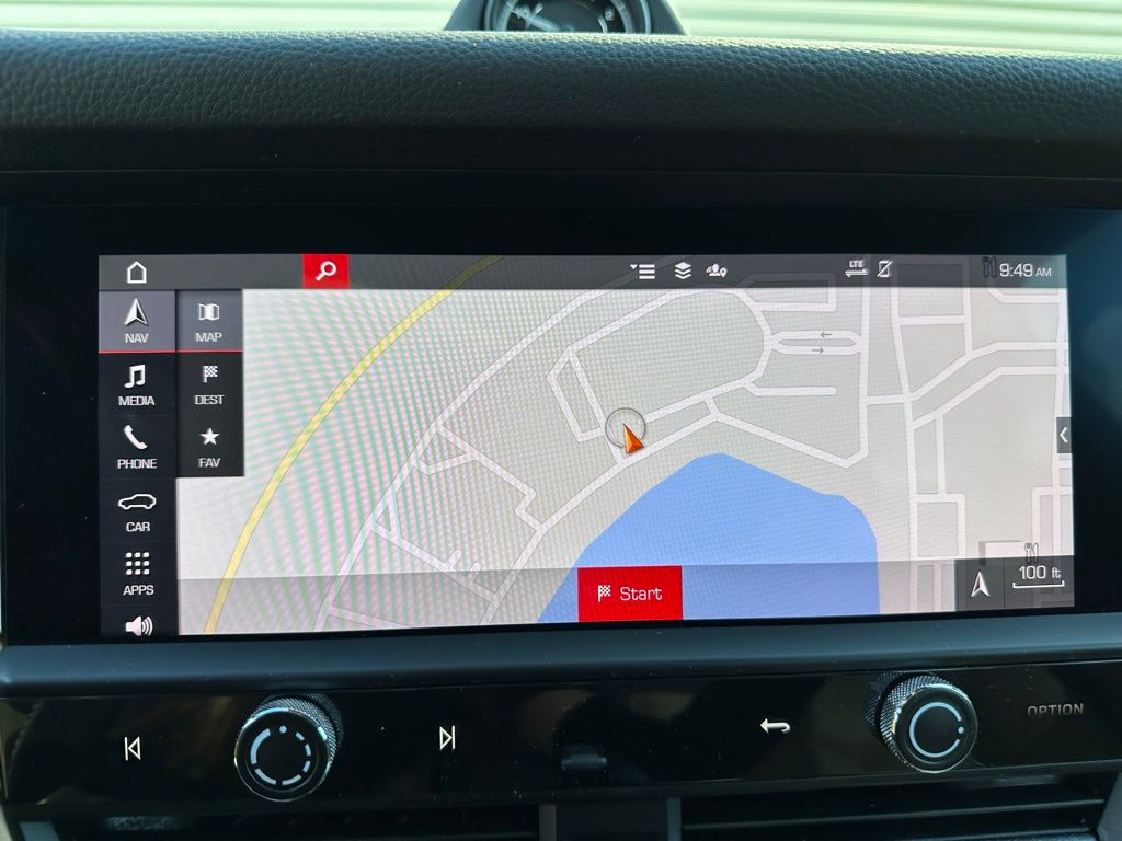 Thumbnail: 2024 Porsche Macan - 32