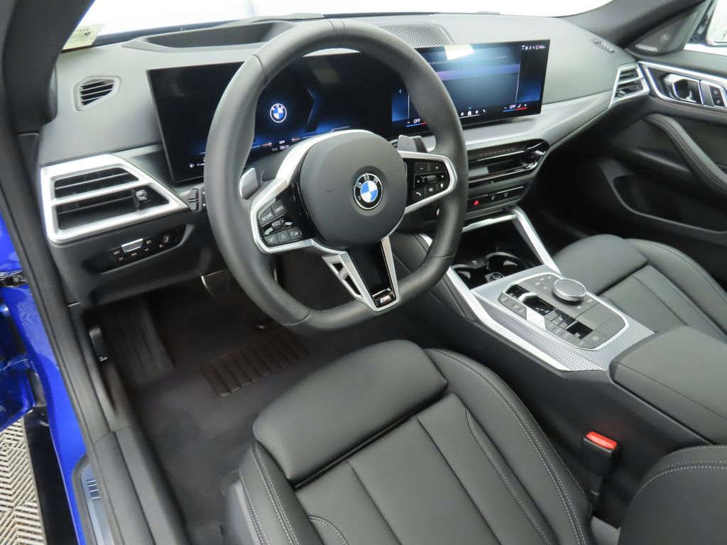 Thumbnail: 2025 BMW 4 Series - 9