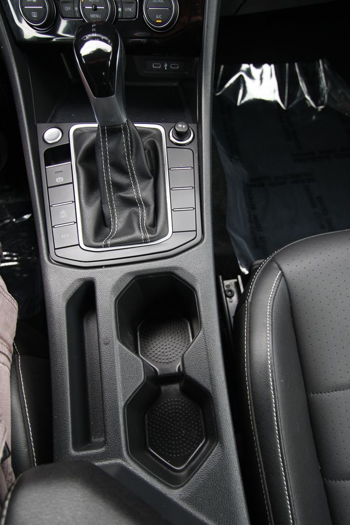 Used 2024 Volkswagen Jetta Sedan