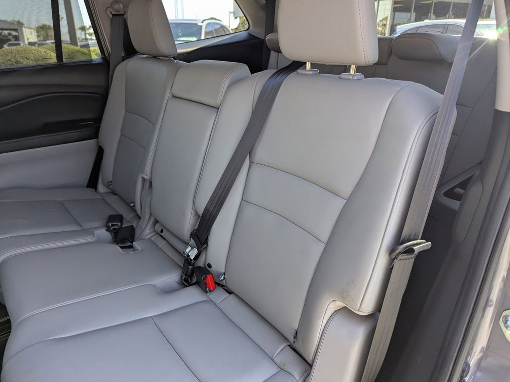 used 2019 Honda Pilot car, priced at $23,291