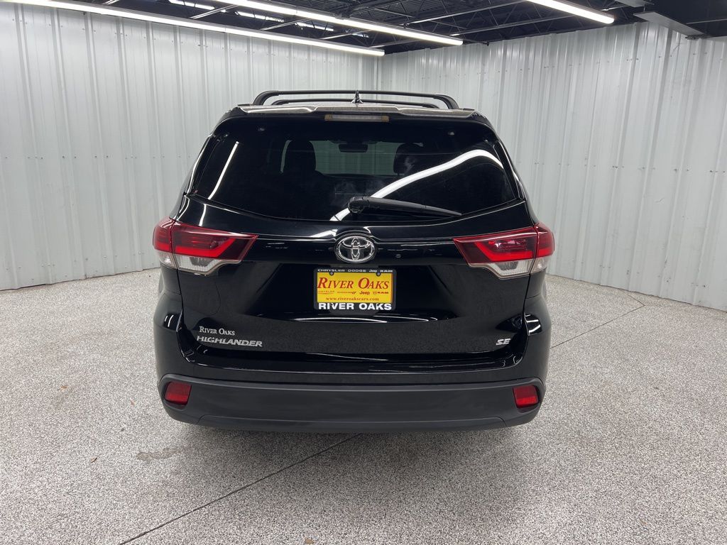 2019 Toyota Highlander SE Black at Cook Ford