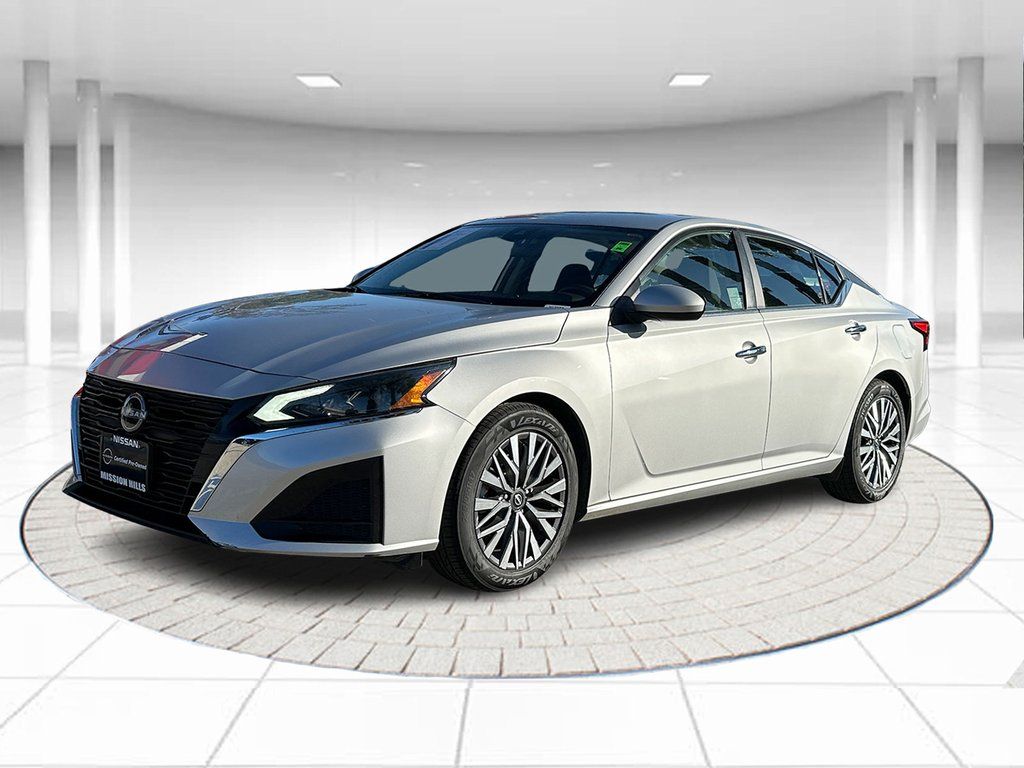 2023 Nissan Altima 2.5 SV