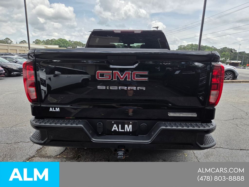 Used 2021 Black GMC Elevation image 9