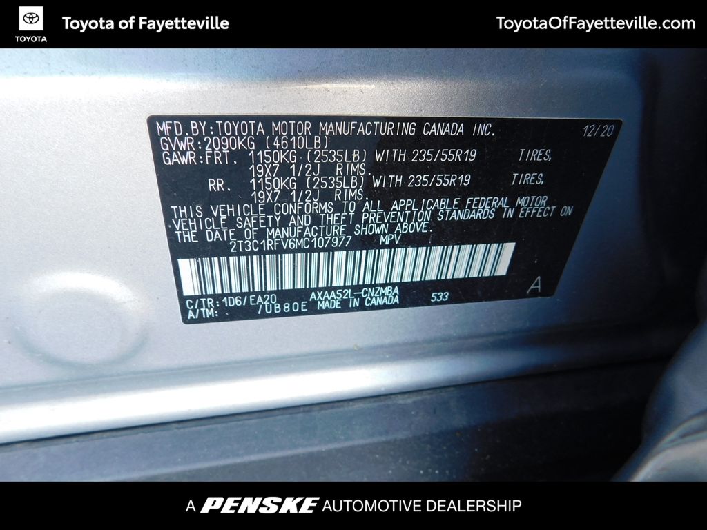Thumbnail: 2021 Toyota RAV4 - 9