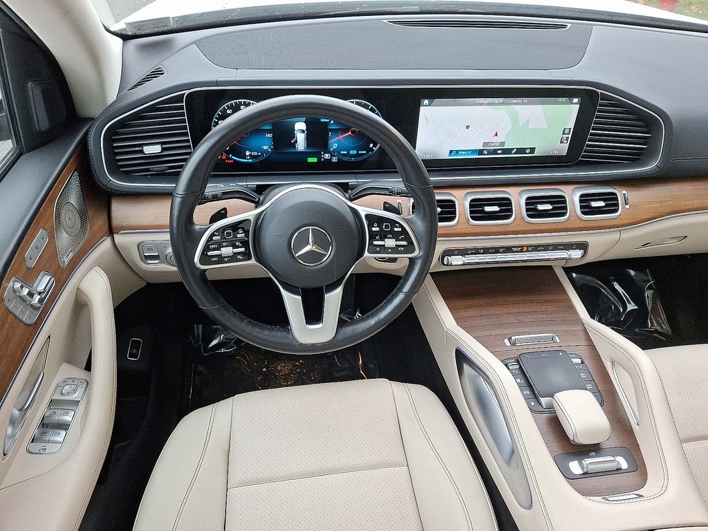 Thumbnail: 2022 Mercedes-Benz GLS - 11