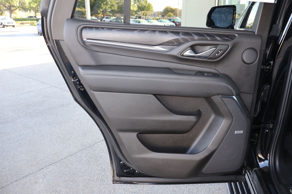 2022 GMC Yukon Denali 30