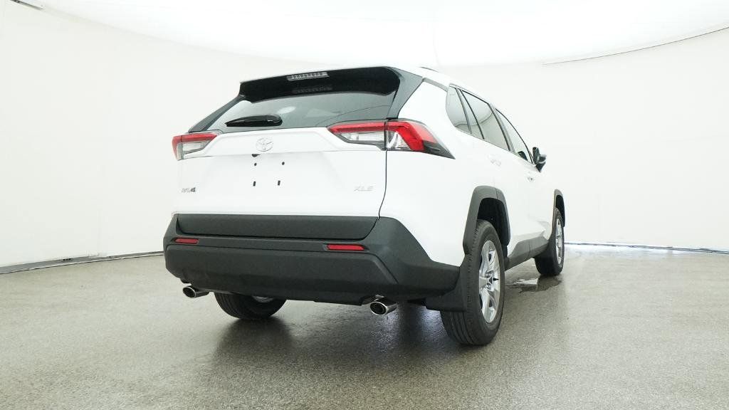 Thumbnail: 2025 Toyota RAV4 - 29