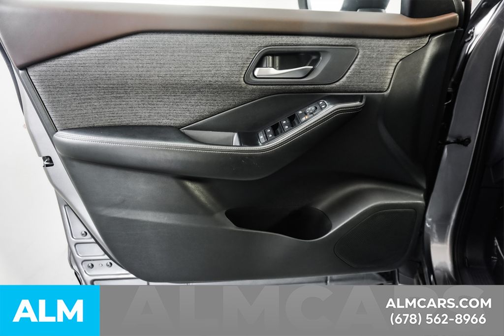 Used 2022 Gray Nissan SV image 45
