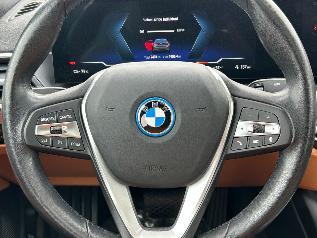 Thumbnail: 2023 BMW i4 - 18