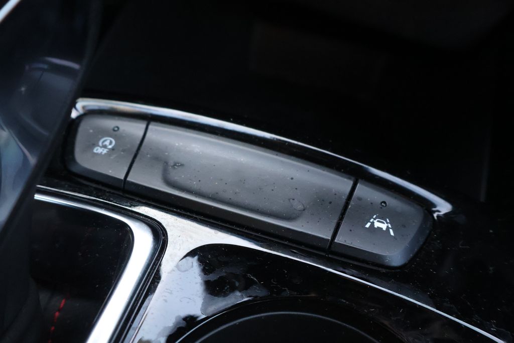 Thumbnail: 2024 Chevrolet Trax - 28