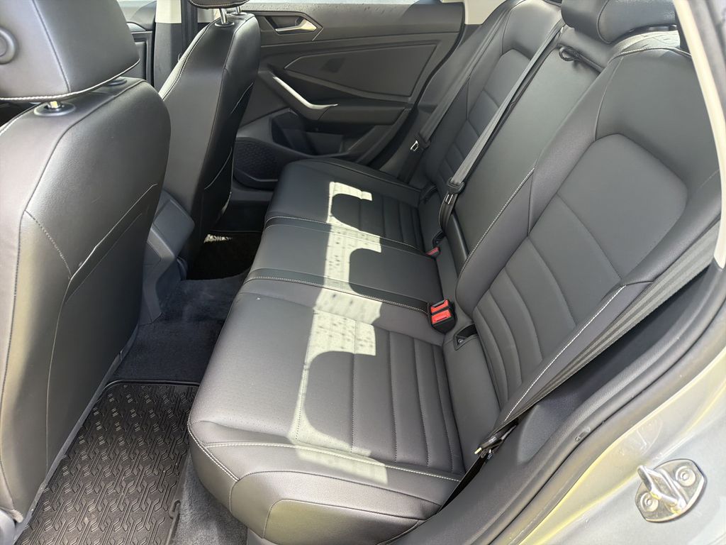 Used 2022 Volkswagen Jetta Sedan