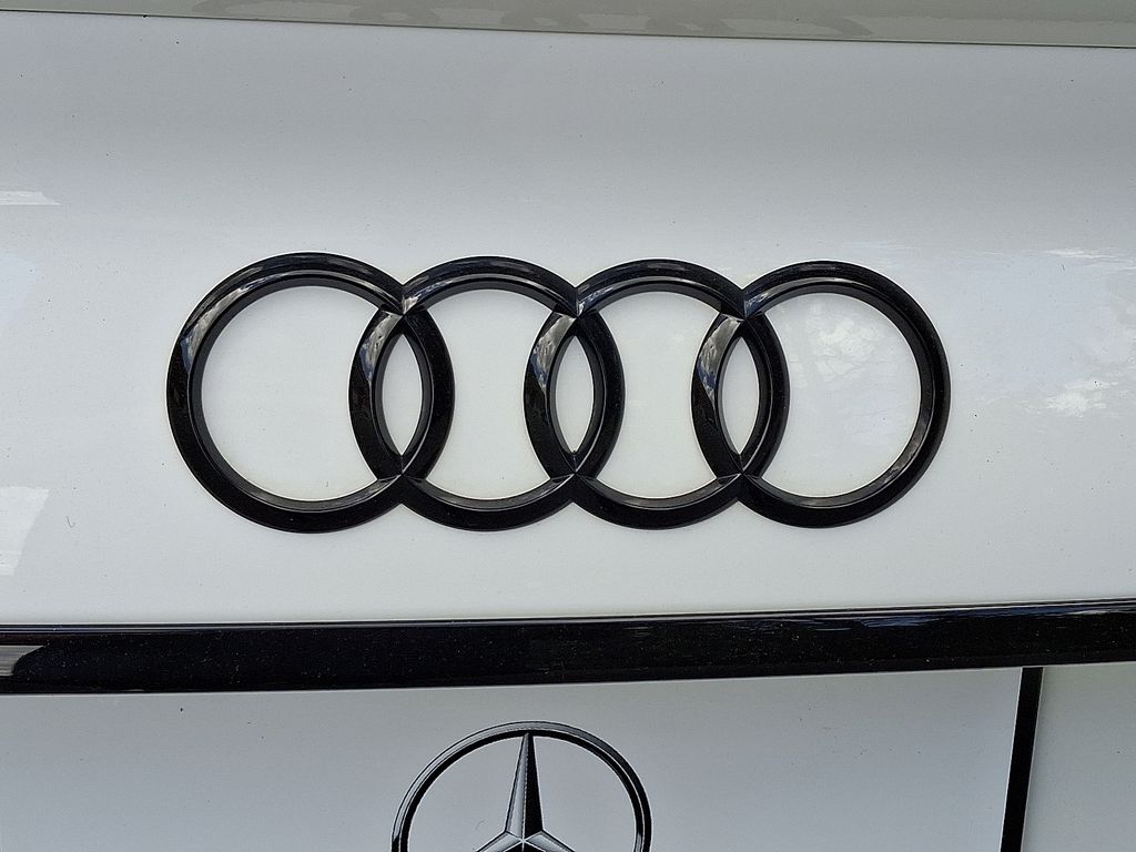 Thumbnail: 2023 Audi S4 - 30