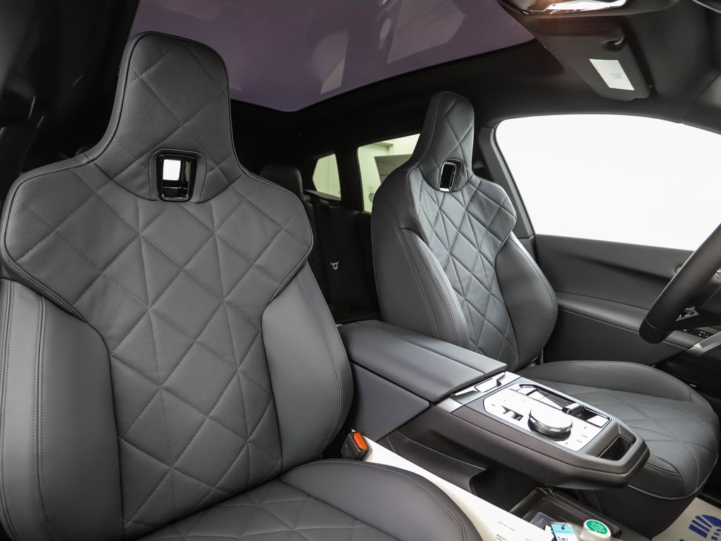 Thumbnail: 2026 BMW iX - 32