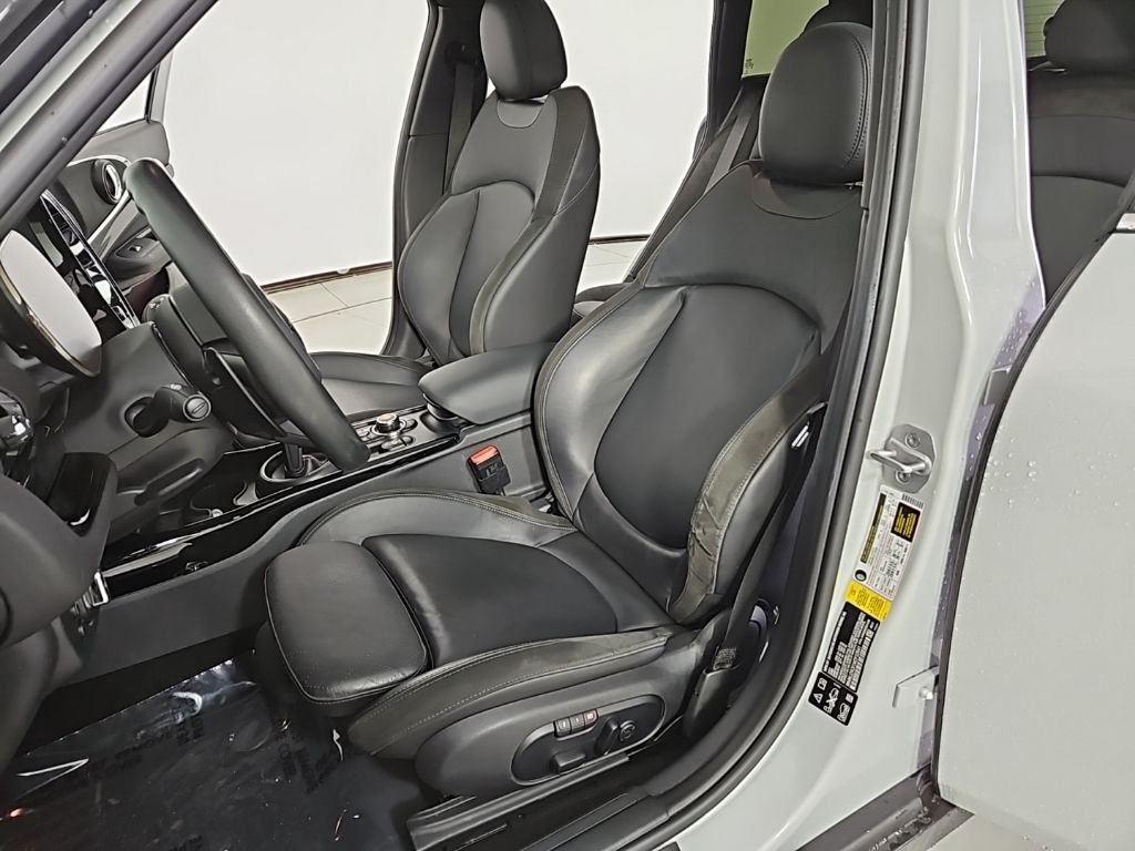 Thumbnail: 2021 MINI Cooper Clubman - 22