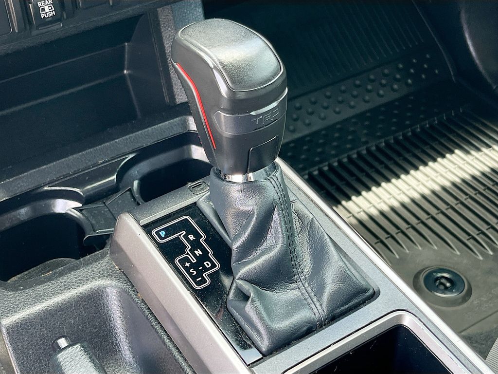 Used 2022 Gray Toyota SR5 image 16
