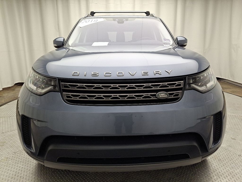 Thumbnail: 2019 Land Rover Discovery - 2
