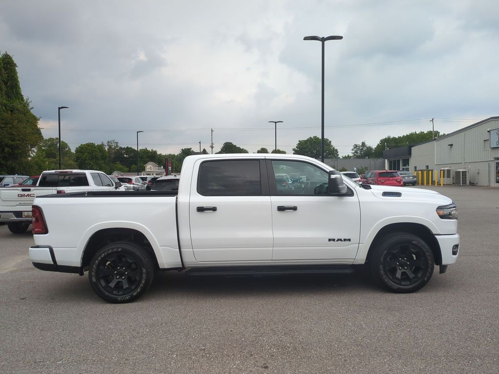 2025 Ram 1500 Big Horn Crew Cab 4x4 5'7" Box