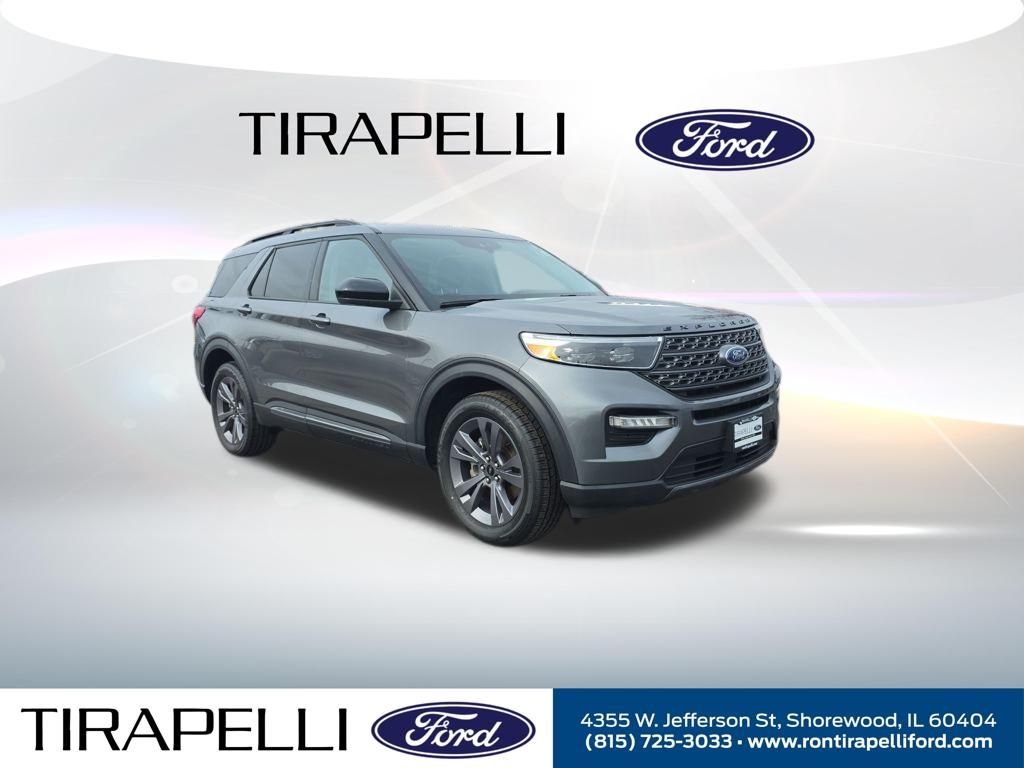 Certified Used 2023 Gray Ford XLT image 7