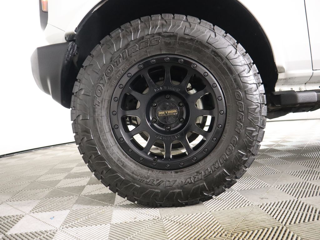 Thumbnail: 2022 Ford Bronco - 31