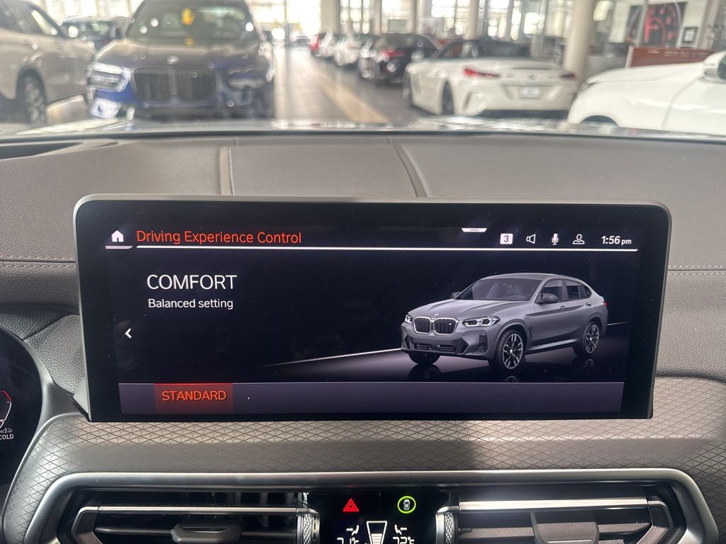 Thumbnail: 2025 BMW X4 - 22