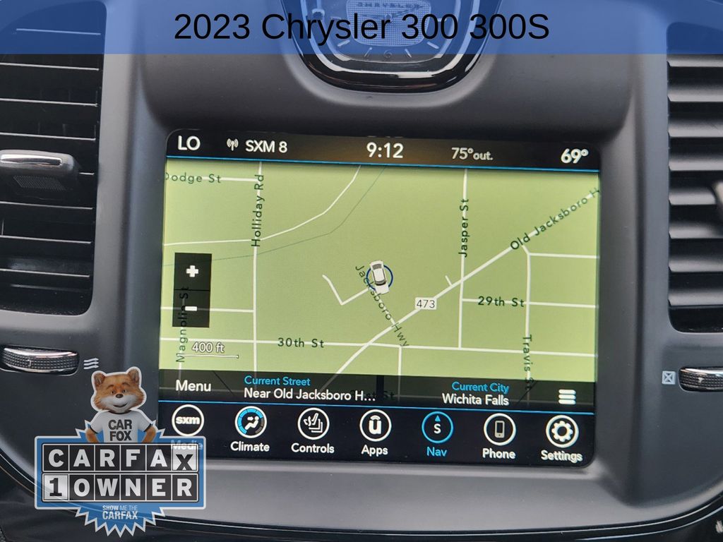 2023 Chrysler 300 S 17