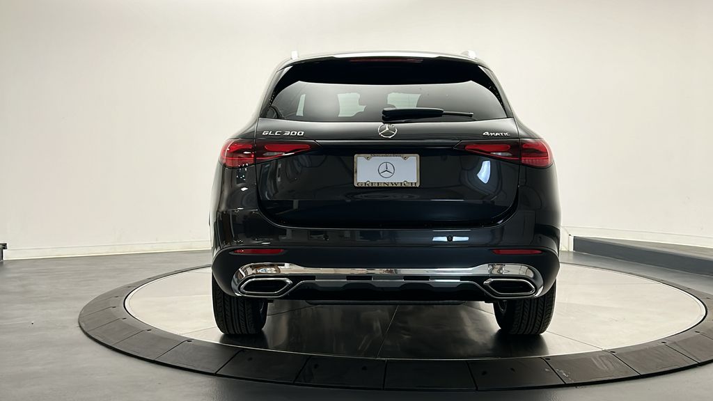 2025 Mercedes-Benz GLC 300 6
