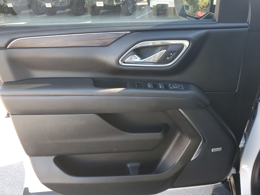 Used Car 2023 Chevrolet Suburban  Z71 For Sale Under $70,000 In Austin, Texas