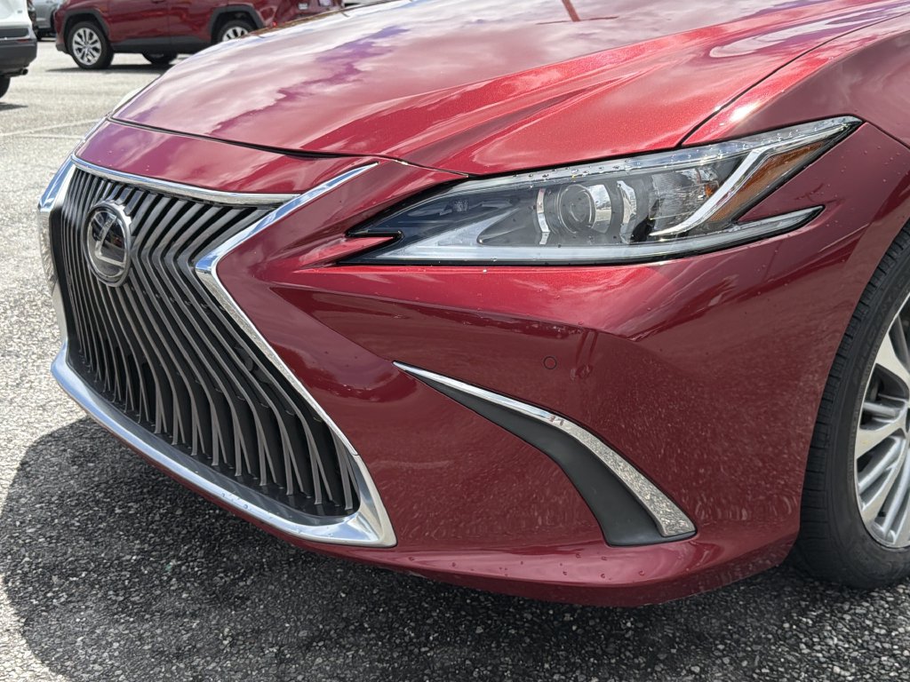 Used 2019 Lexus ES Sedan