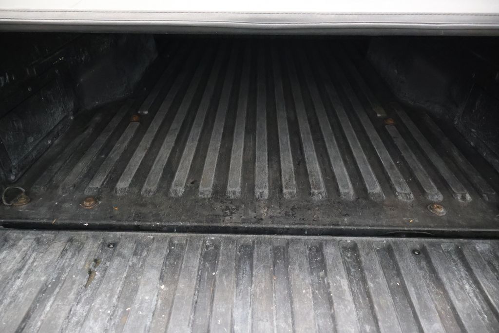 Thumbnail: 2012 Toyota Tacoma - 22