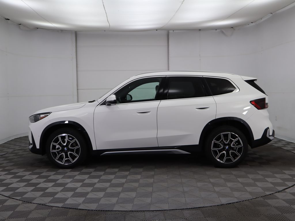 Thumbnail: 2025 BMW X1 - 8