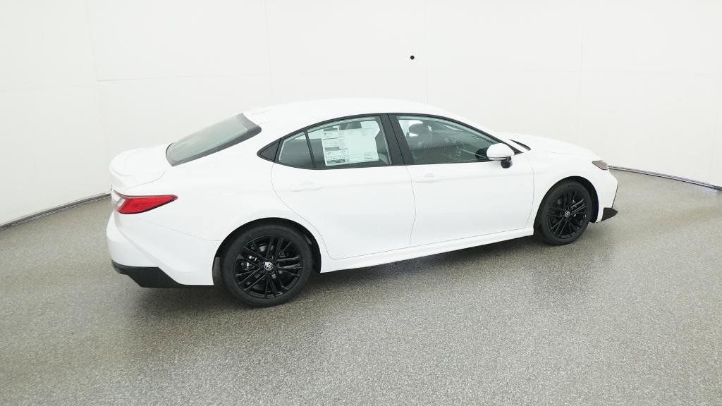 2025 Toyota Camry SE 27