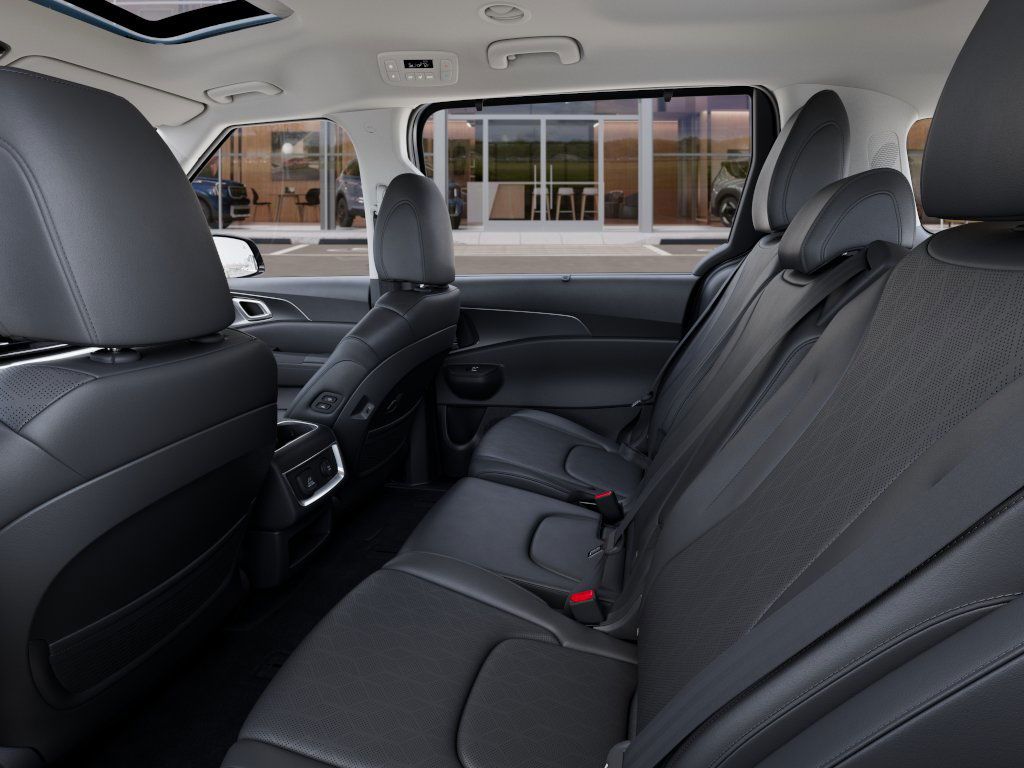 New 2025 Astra Blue Kia SX image 18