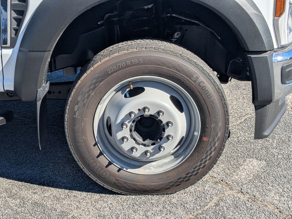 2025 Ford F-450 Chassis XL