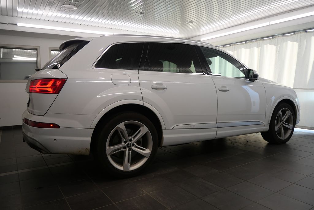 2019 Audi Q7 Prestige 7