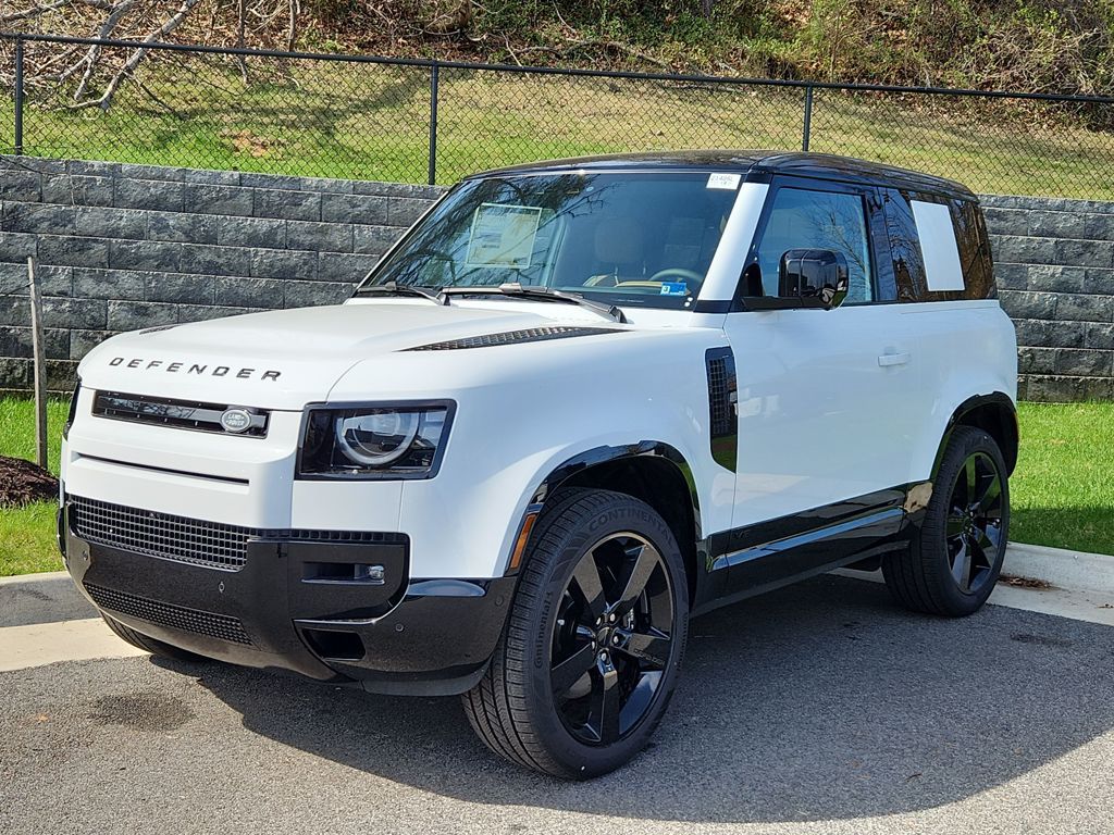 Fuji White 2026 Land Rover Defender 90 V8 AWD SUV / Crossover All-Wheel Drive 8-Speed Automatic