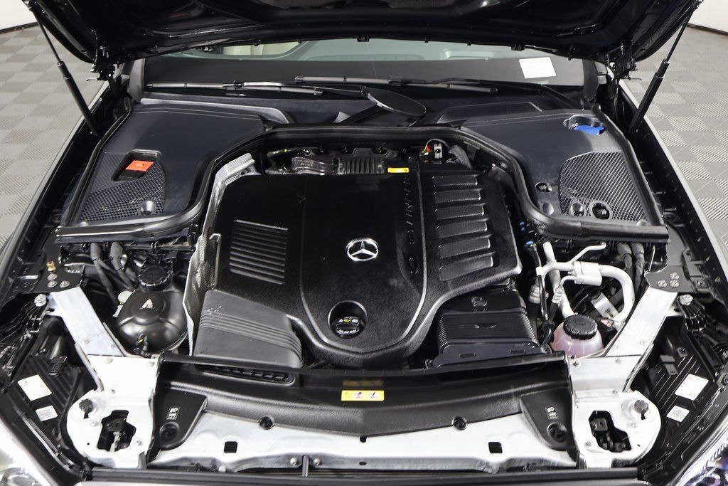 Thumbnail: 2022 Mercedes-Benz E-Class - 15