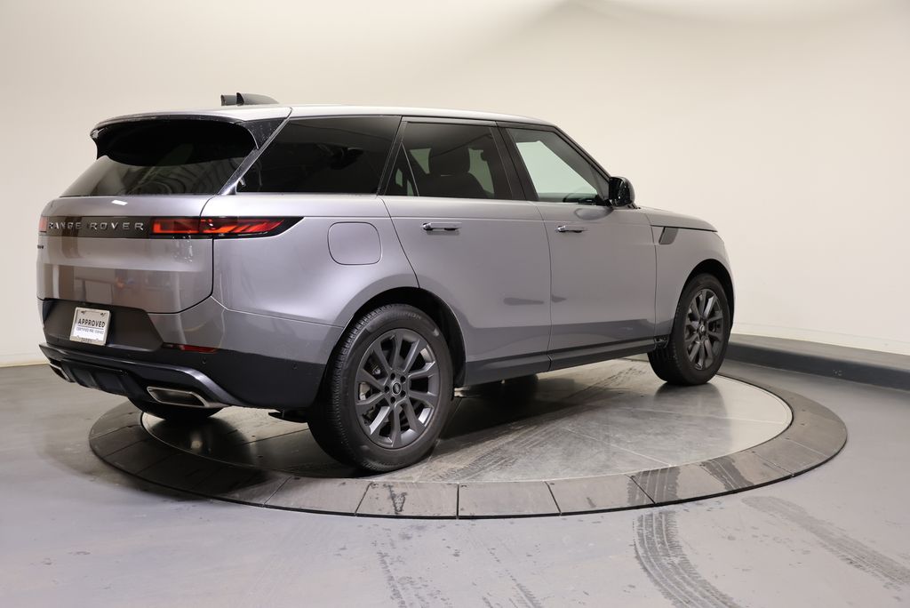 Thumbnail: 2025 Land Rover Range Rover Sport - 5